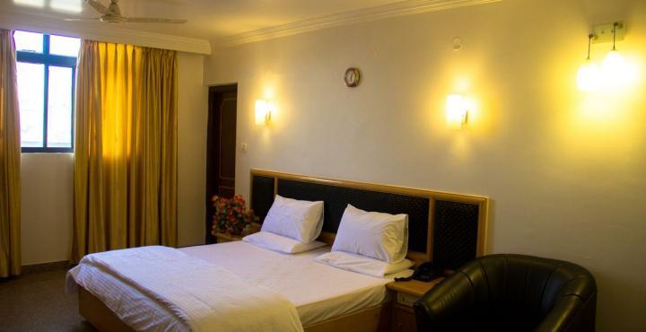 Oyo 539 Hotel Pearl Inn Bengaluru Kültér fotó