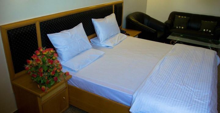 Oyo 539 Hotel Pearl Inn Bengaluru Kültér fotó