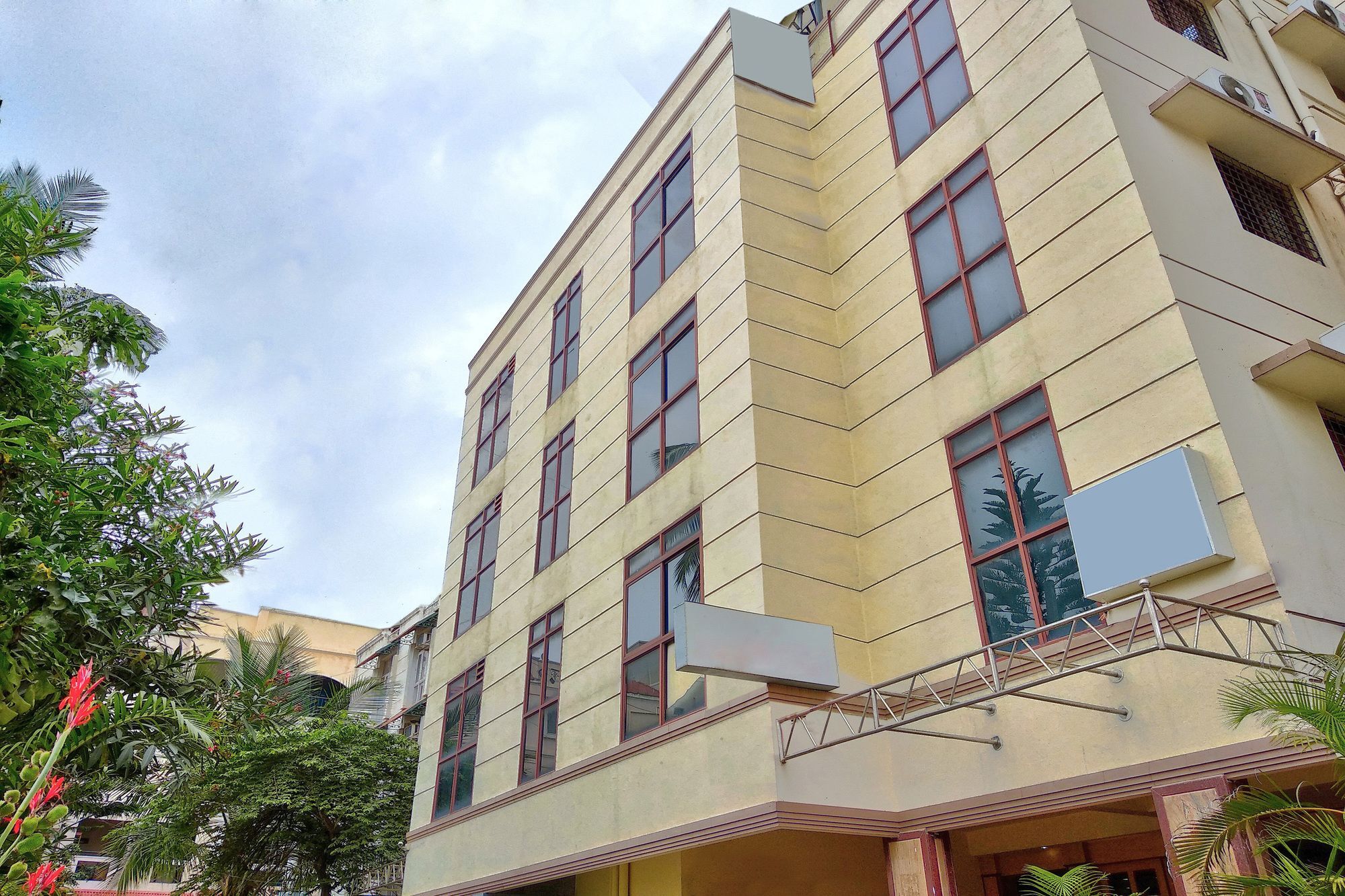 Oyo 539 Hotel Pearl Inn Bengaluru Kültér fotó