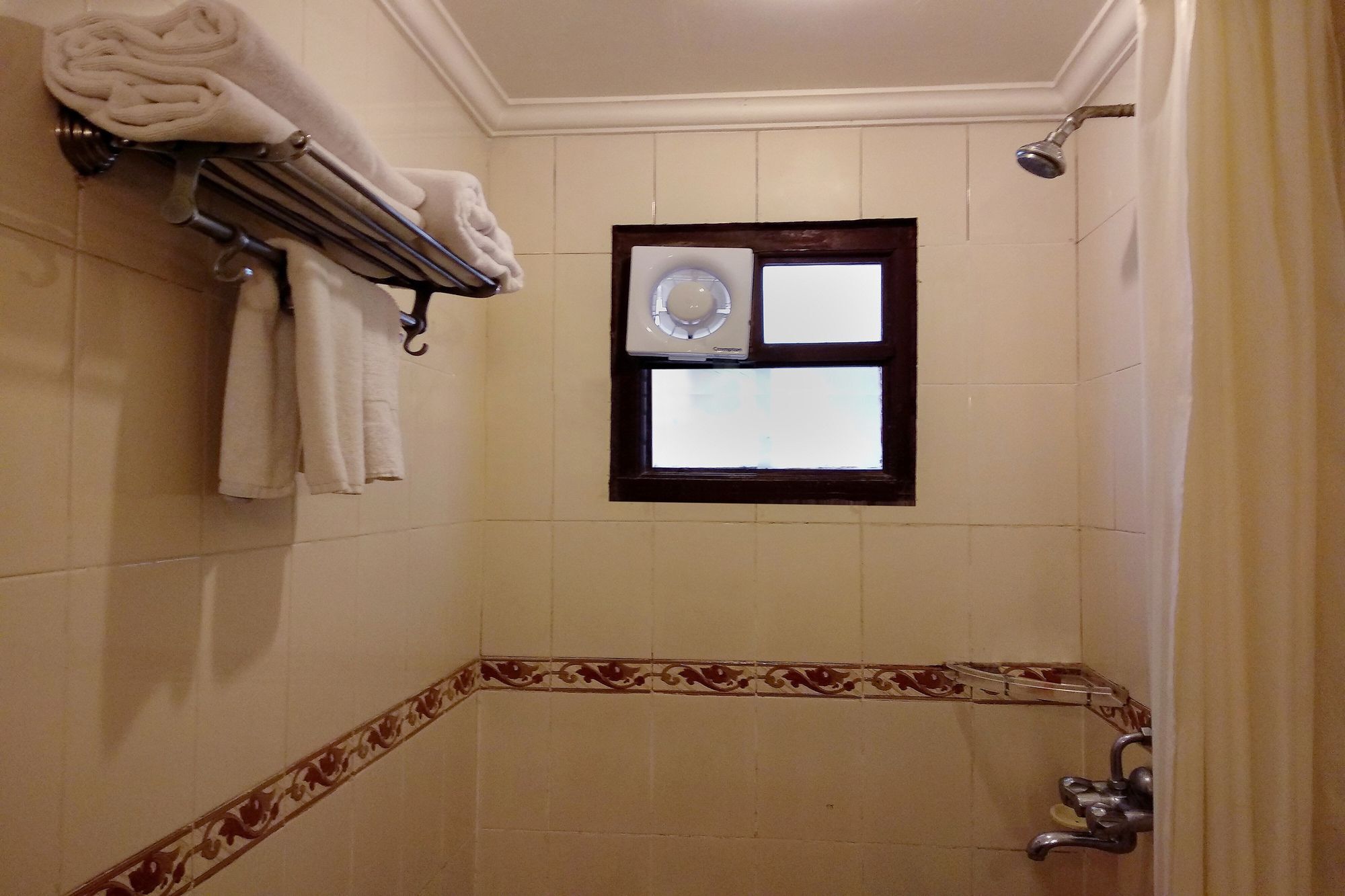 Oyo 539 Hotel Pearl Inn Bengaluru Kültér fotó